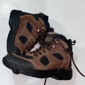 Red Head Brown and Black Leather Hiking Boots with Rugged Sole Women’s Size 6M